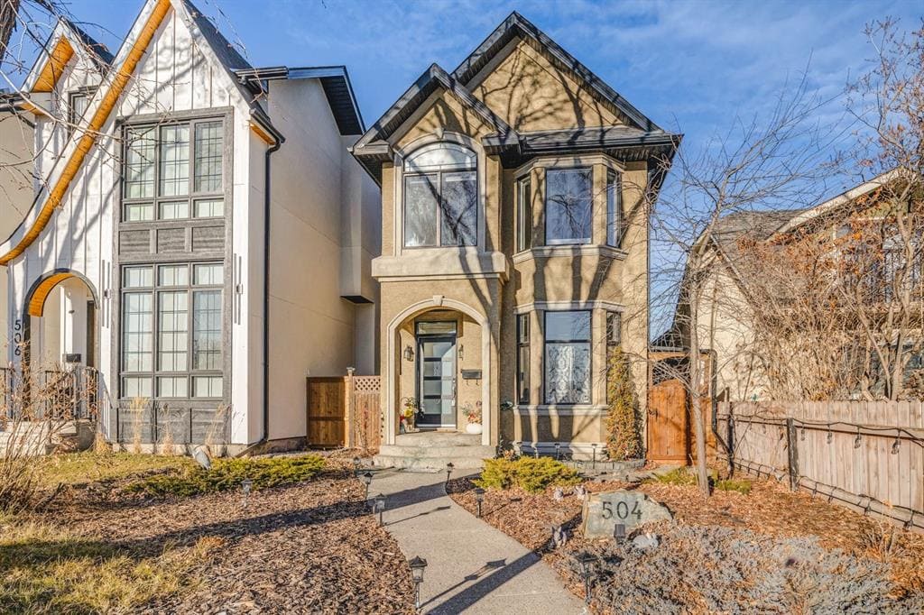 An image of an affordable inner city Calgary home in the neighbourhood of Mount Pleasant.