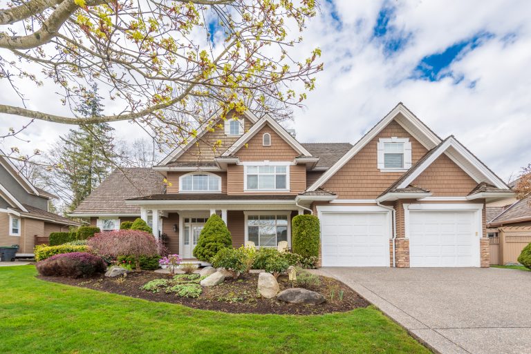 What Does Luxury Real Estate in Calgary Really Mean in 2025?