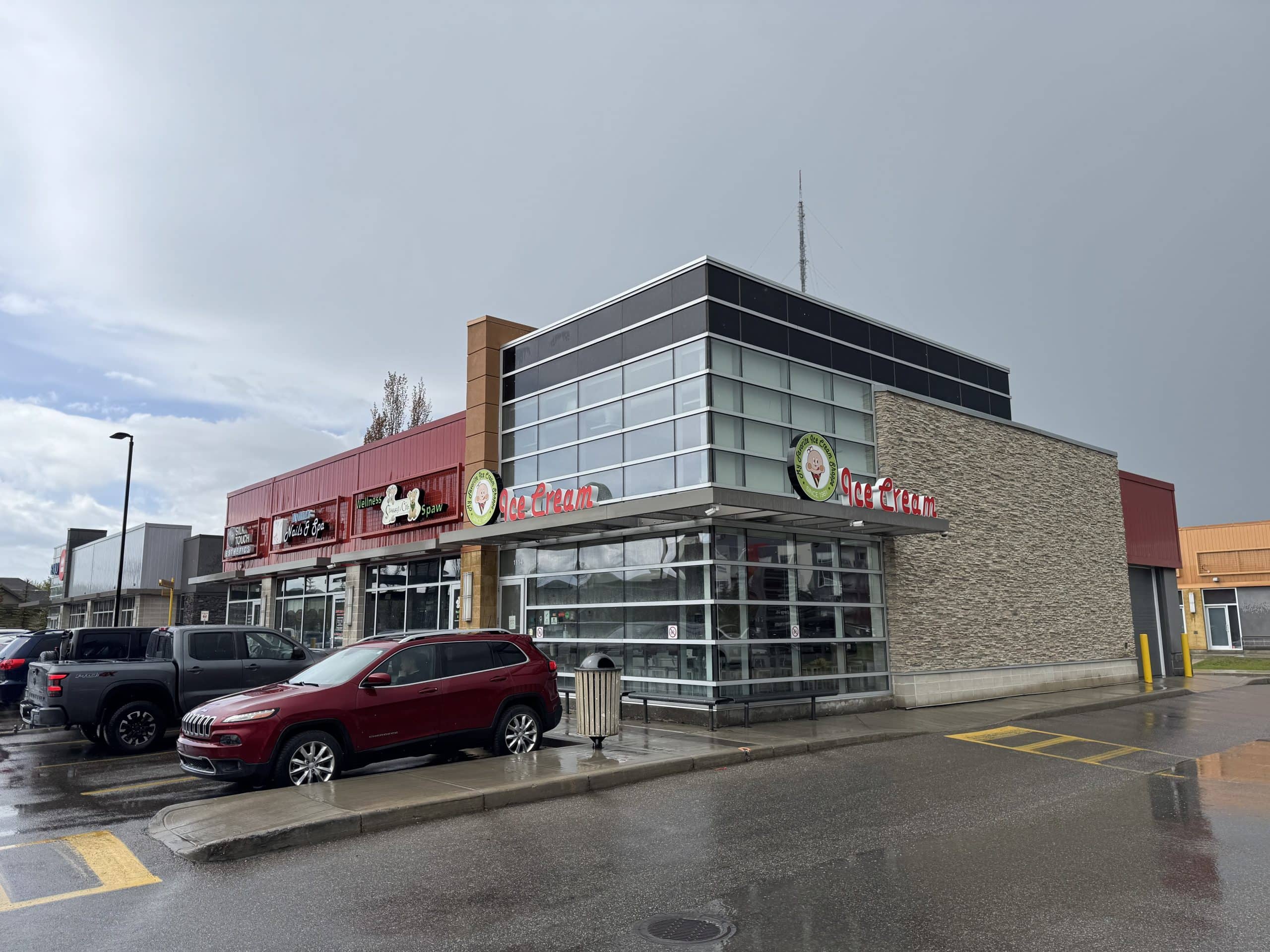A retail plaza in West Springs with popular stores and restaurants.