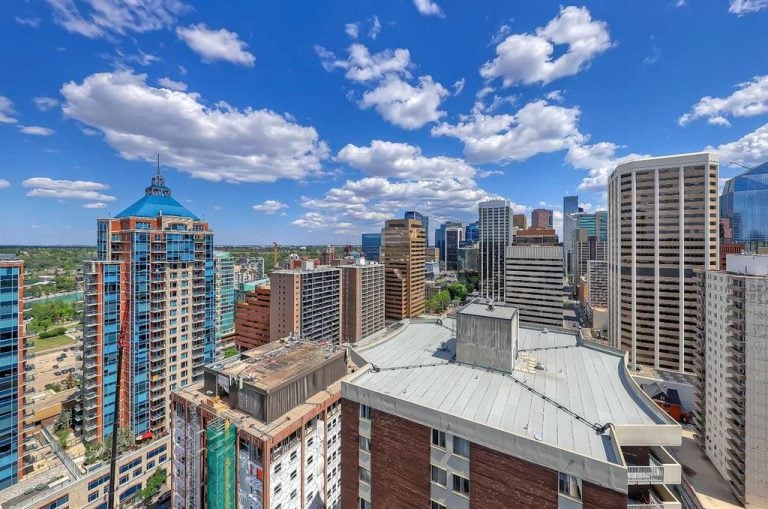 Selling a Condo in Calgary in 2025: Is Now the Right Time?