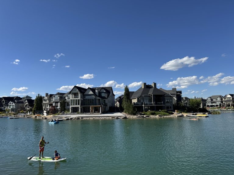 Explore Mahogany Calgary, a lake community known for waterfront homes, private beach access, and vibrant lifestyle amenities for buyers and sellers.