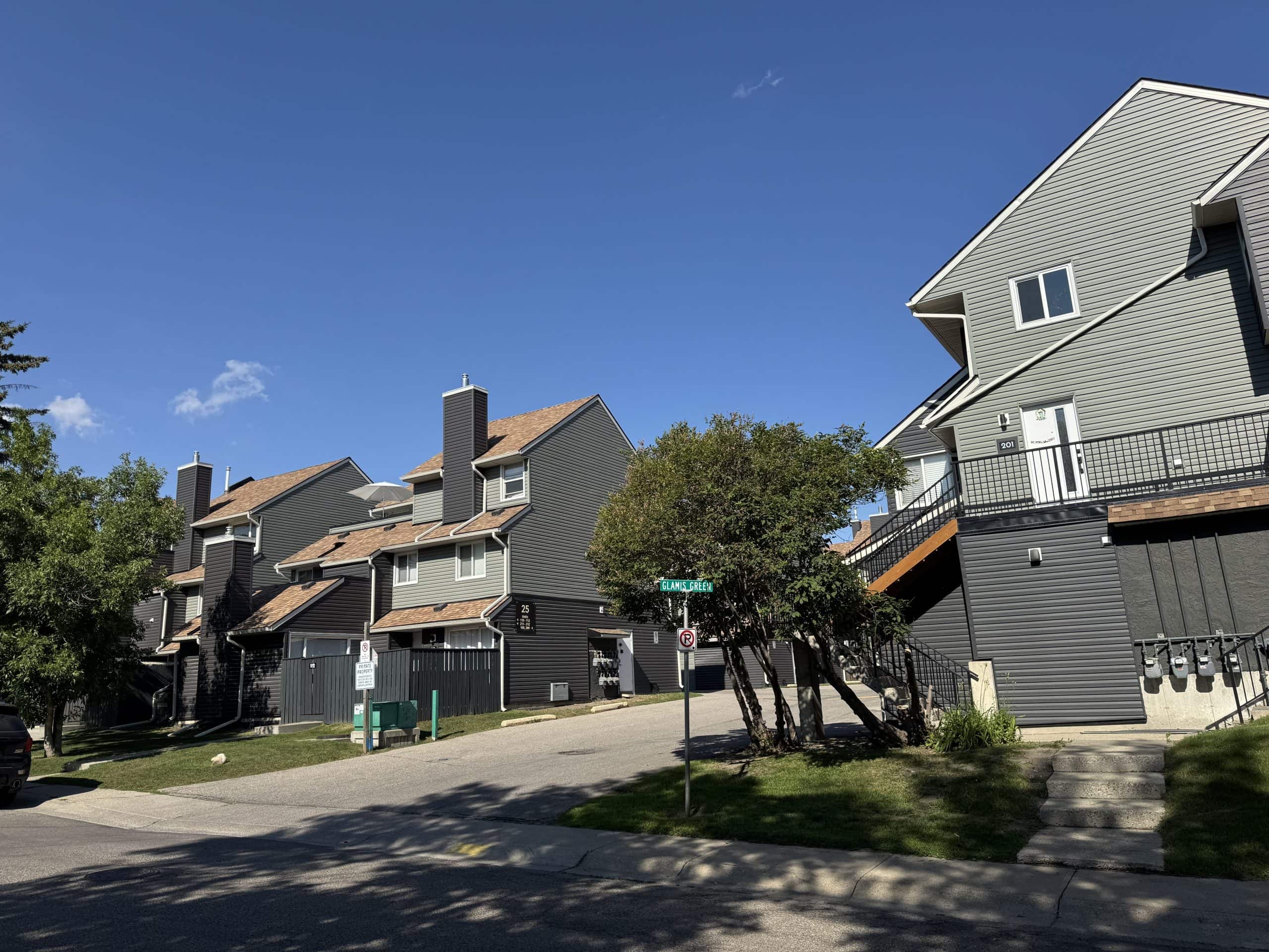 Townhouse development in Glamorgan, Calgary, offering affordable housing in an established southwest neighbourhood.